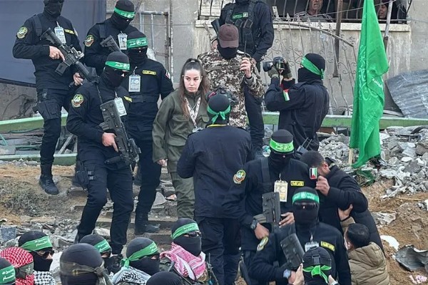 İsrailli esirden Netanyahu’ya isyan! ‘Bizi öldürüp suçu Filistinlilere atacaklardı’